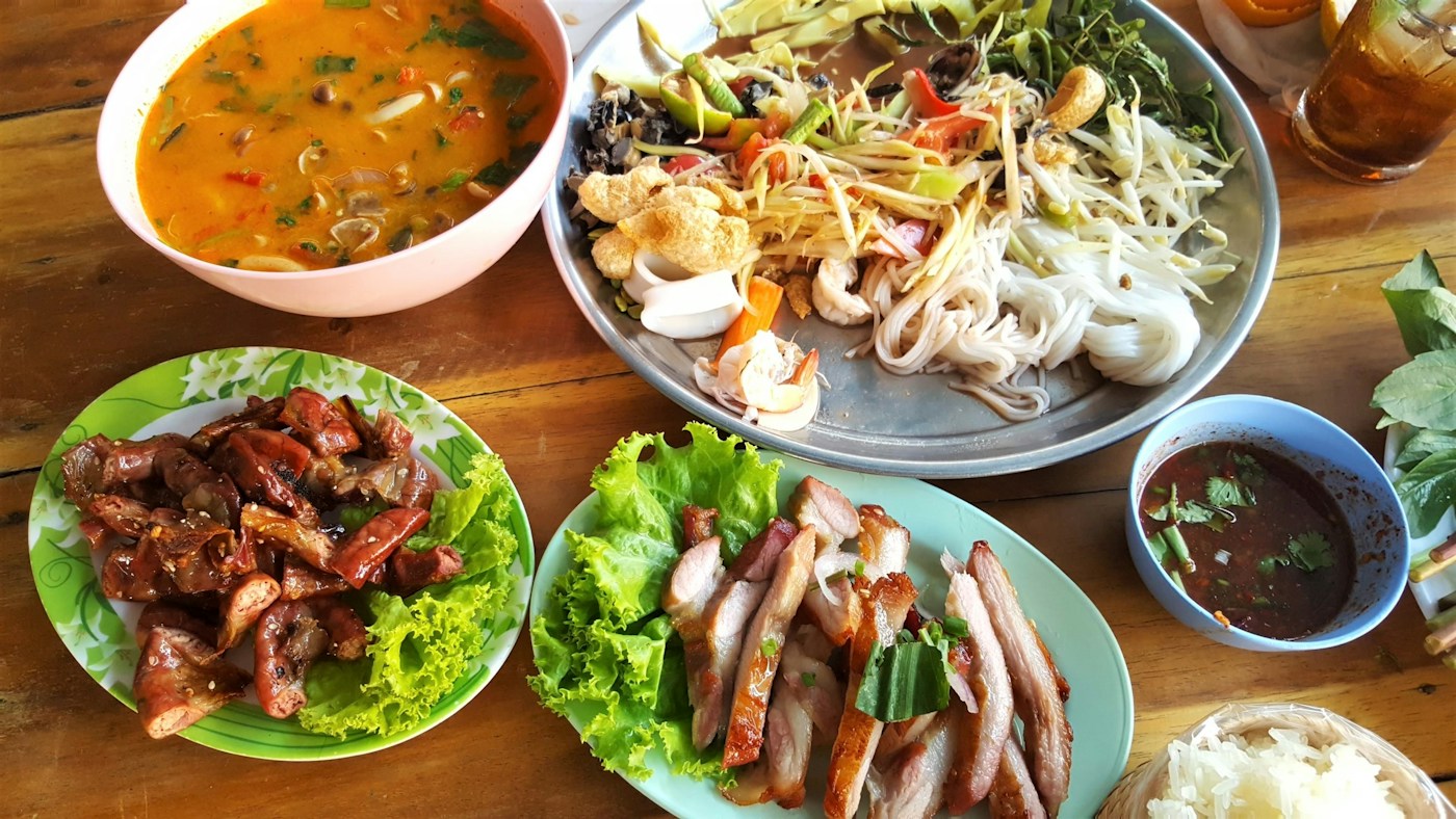 Thailändische Spezialität mit frischen Zutaten